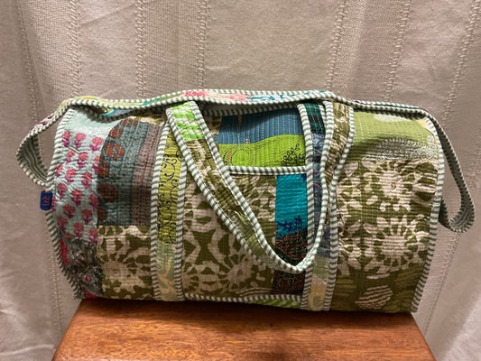 Durgapur O2 green duffelbag In.