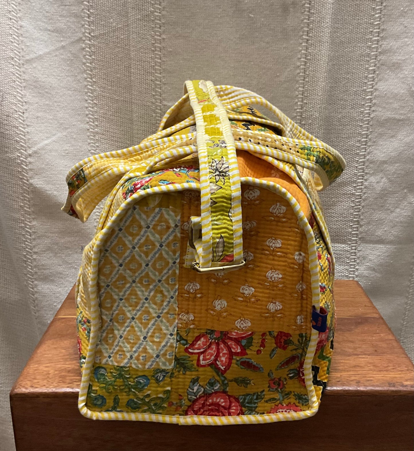 Durgapur O1 yellow duffelbag In.