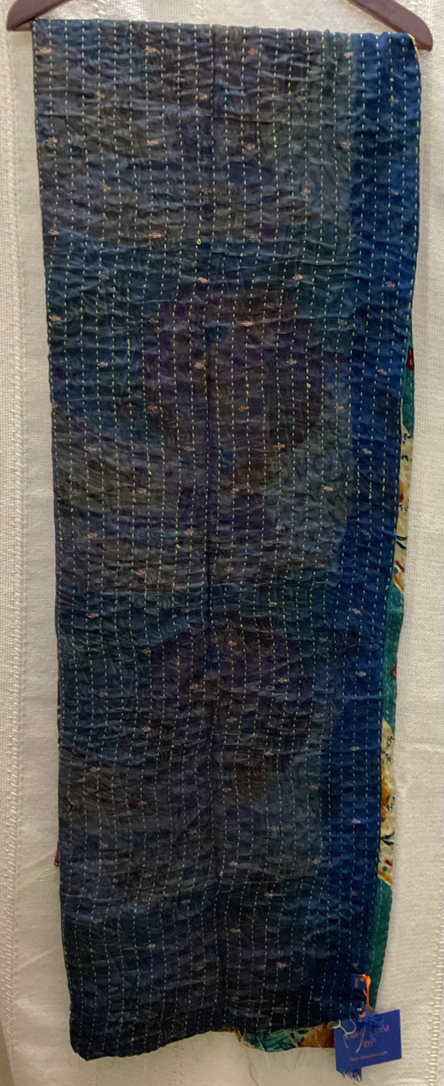 Eve O9 scarf In.