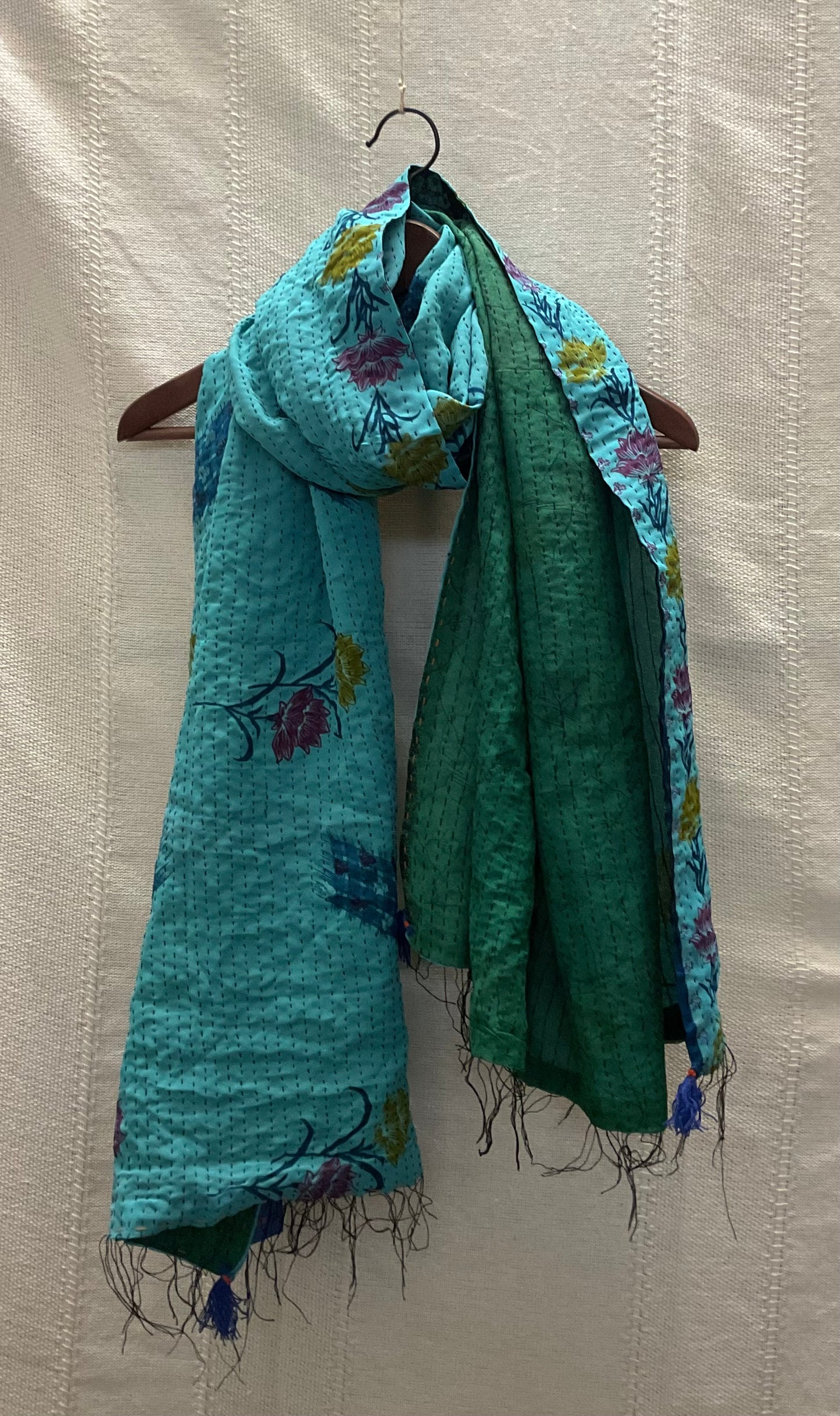Eve O8 scarf In.