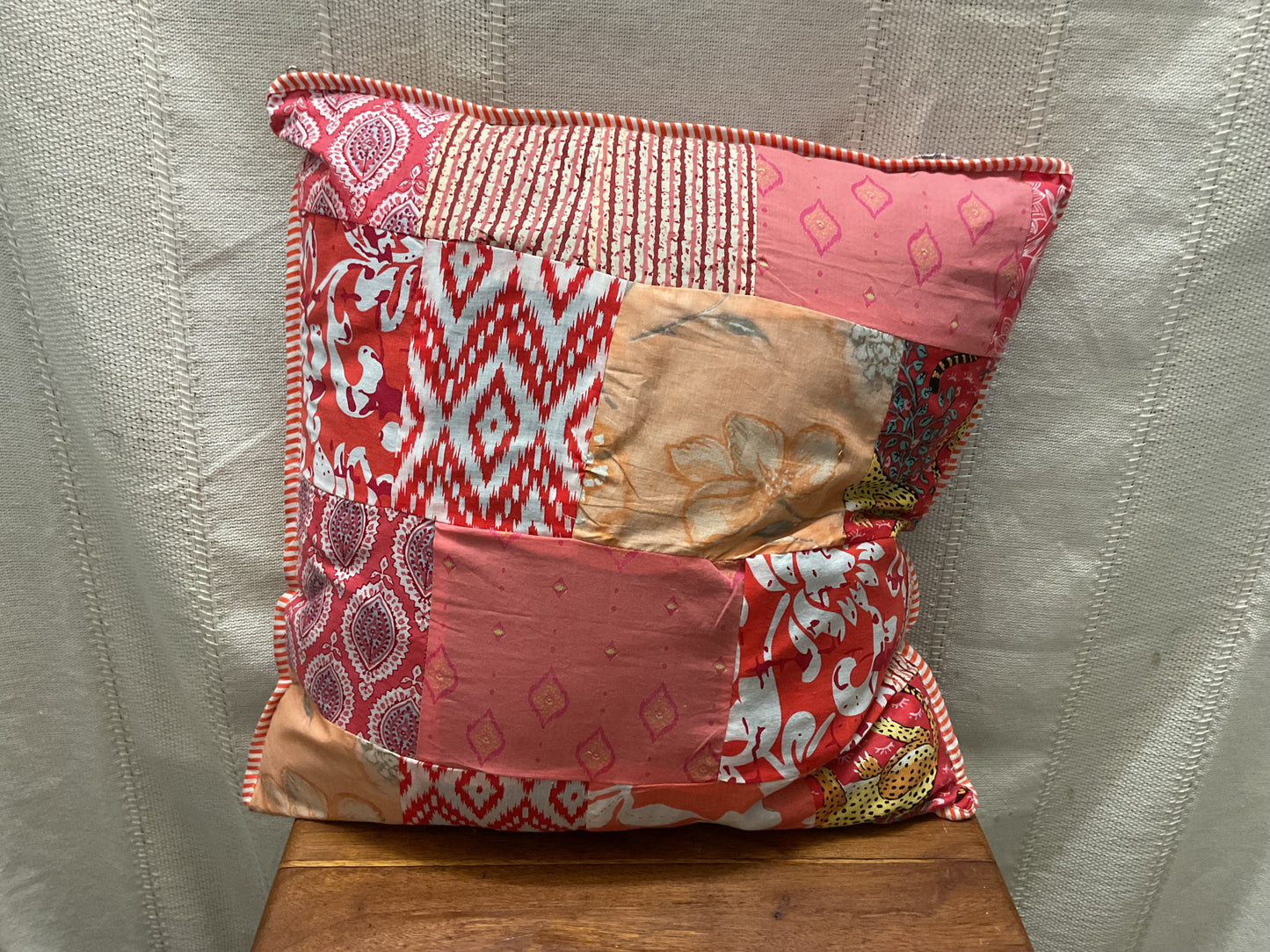 Dumka 50x50 In.