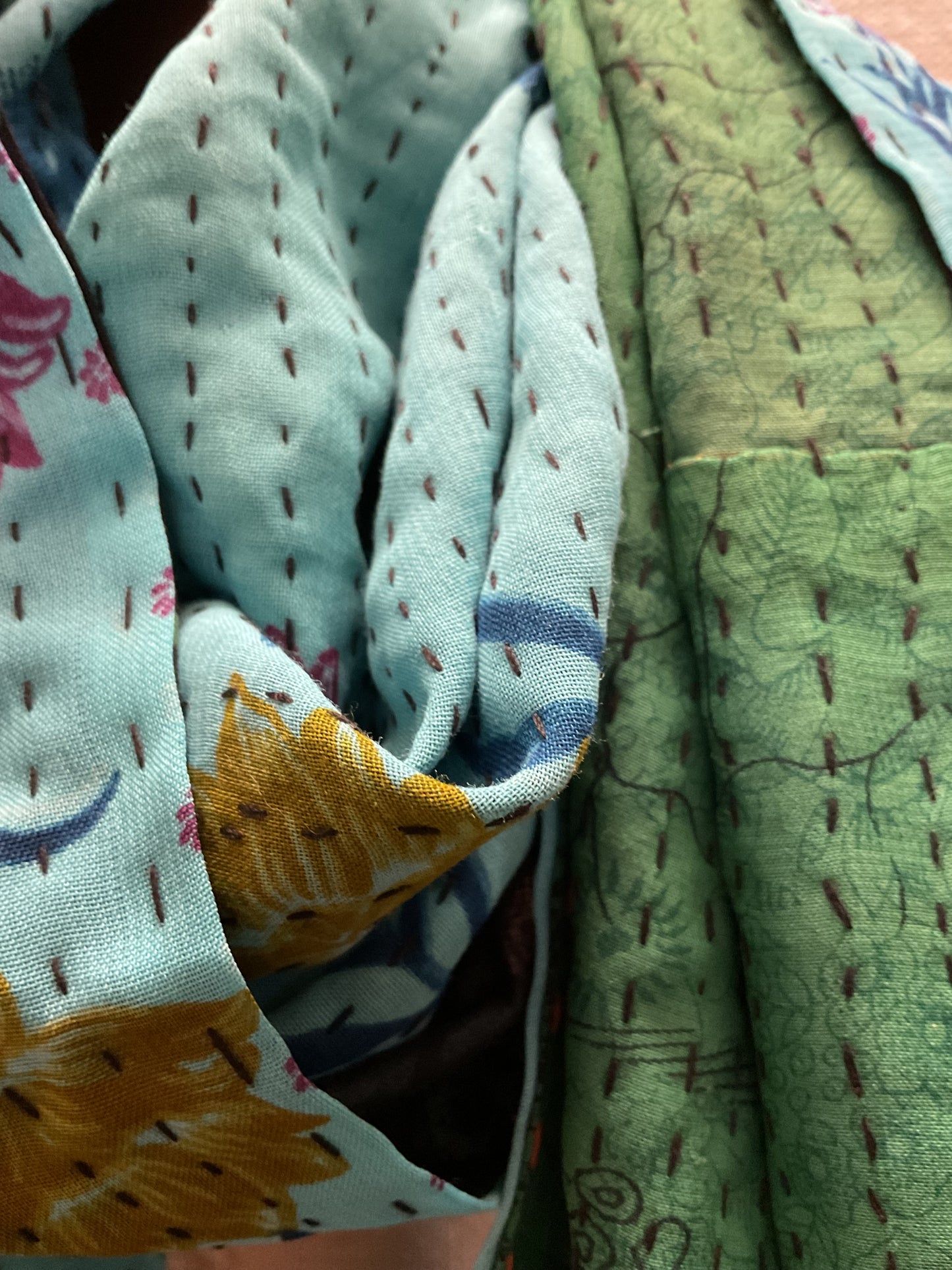 Eve O8 scarf In.