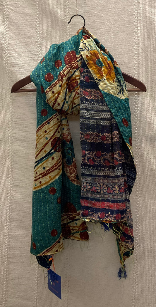 Eve O9 scarf In.