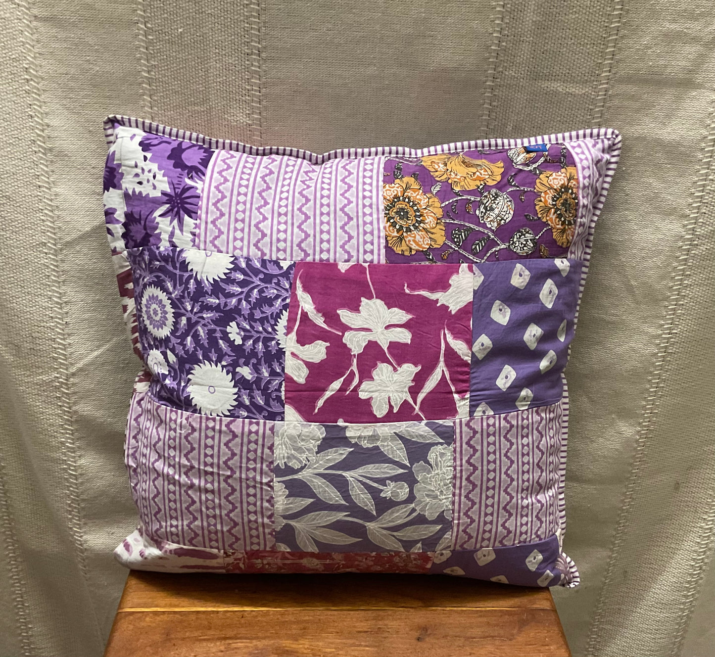 Dumka 50x50 In.