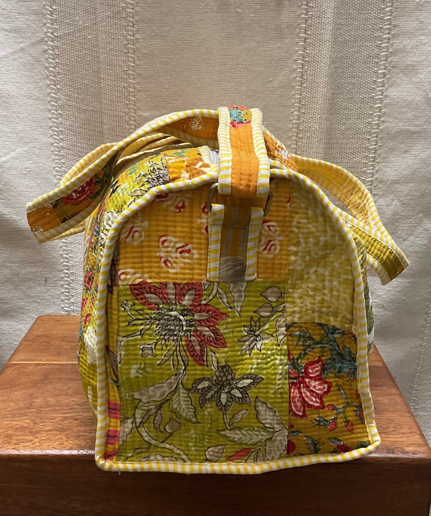 Durgapur O1 yellow duffelbag In.