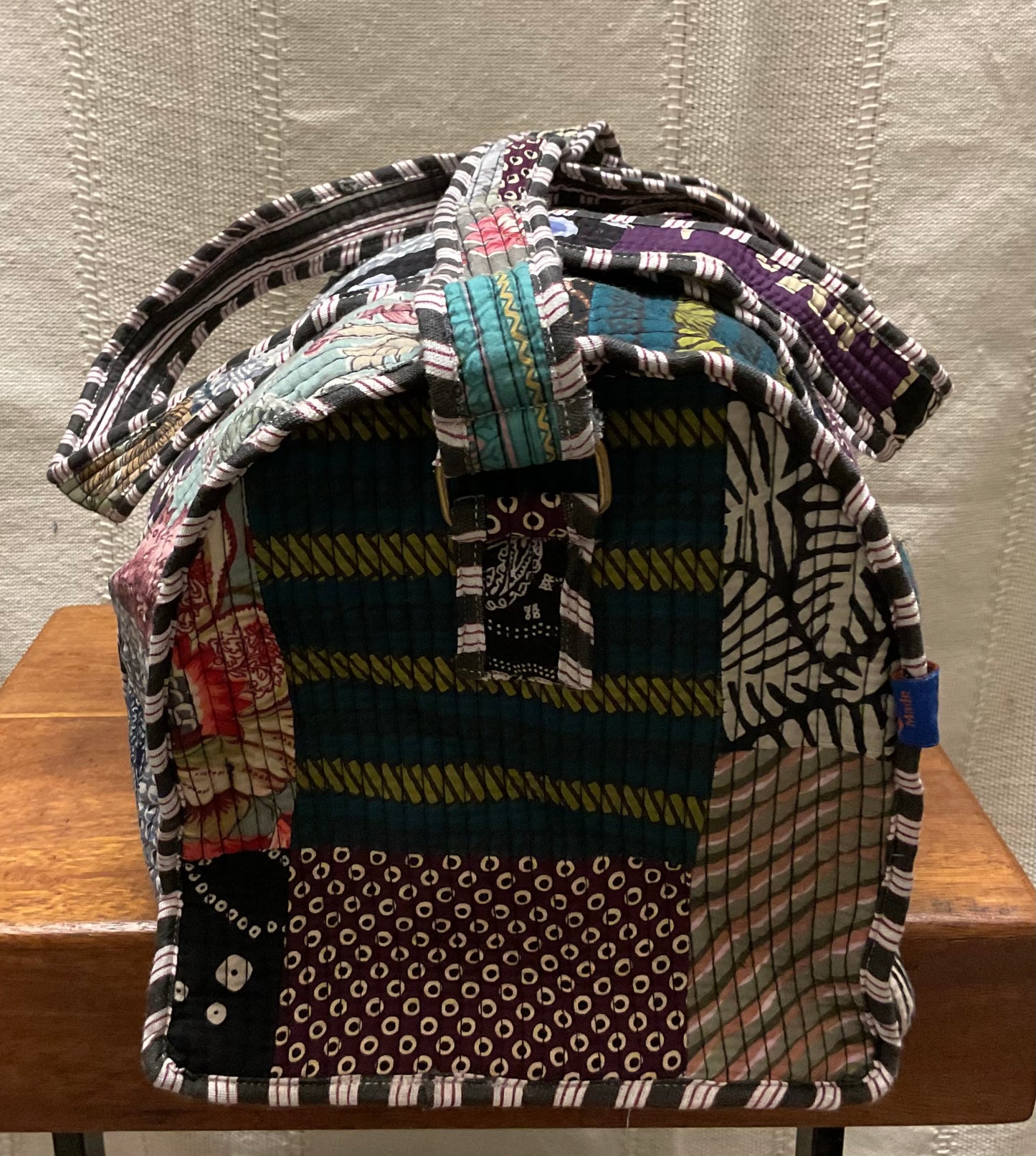 Durgapur O2 black duffelbag In.
