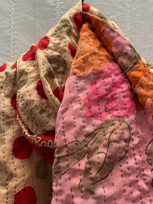 Eve O10 scarf In.
