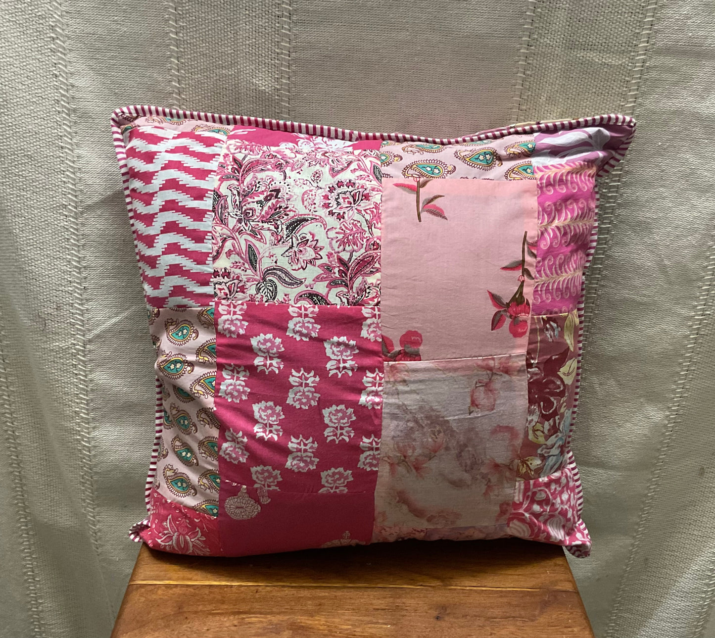 Dumka 50x50 In.