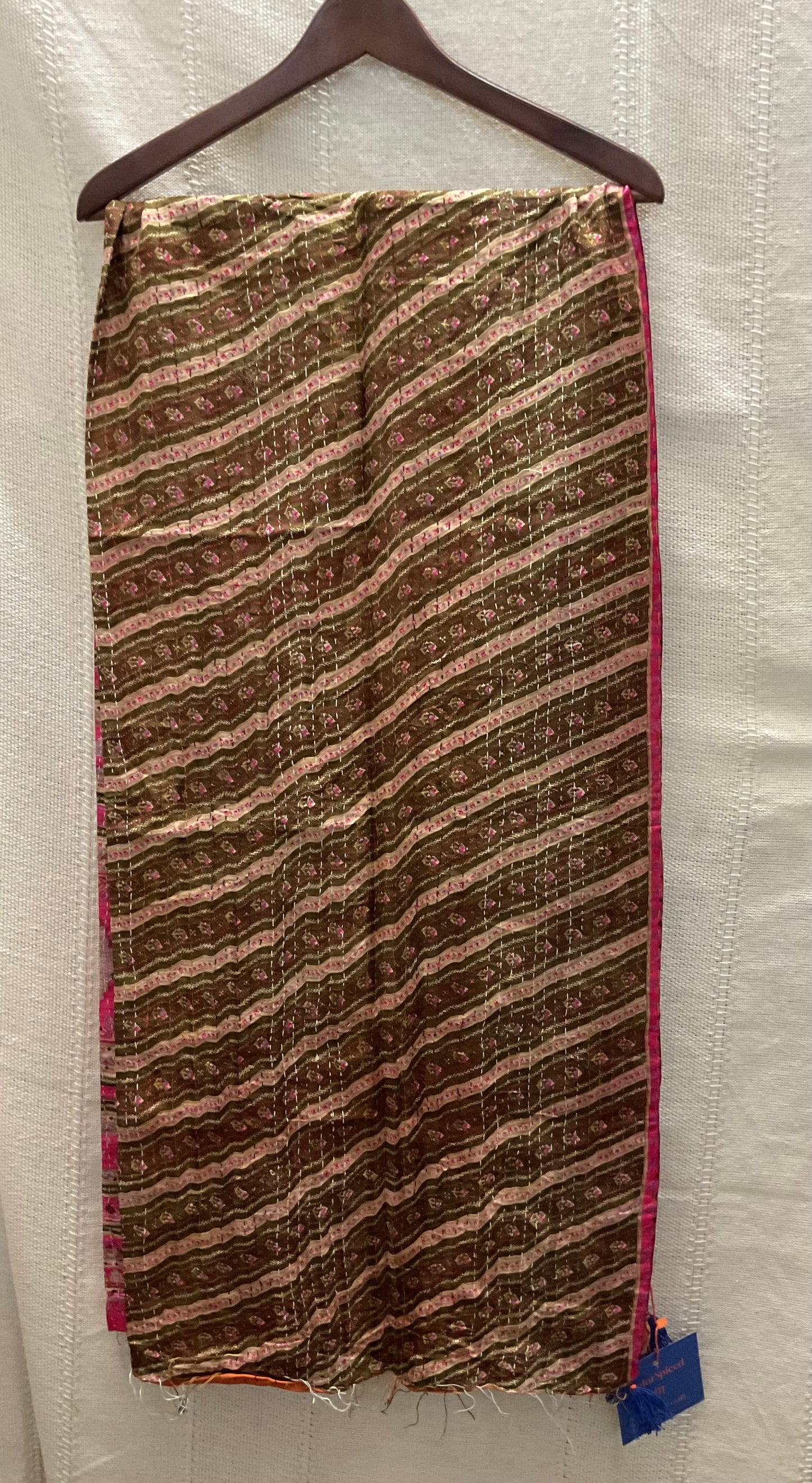 Eve O11 scarf In.