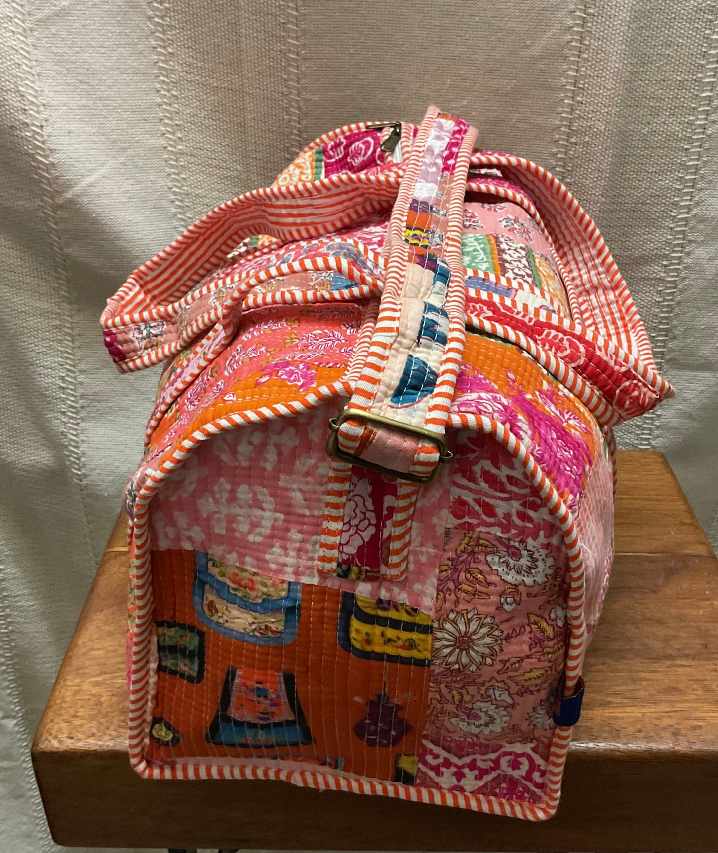 Durgapur O2 orange duffelbag In.