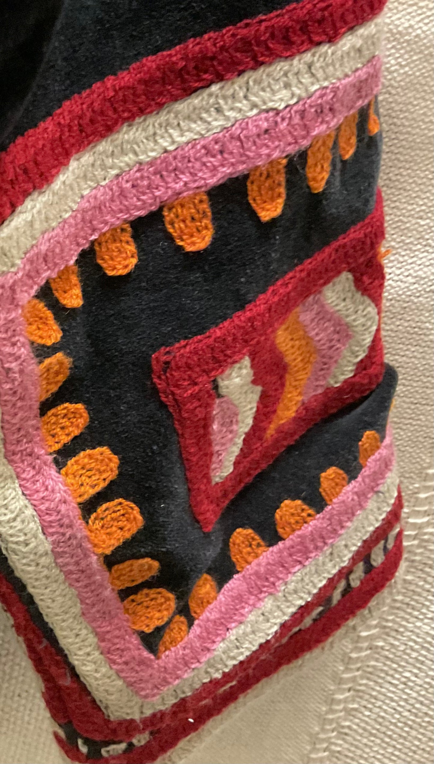 Ranchi velvet broderie In.