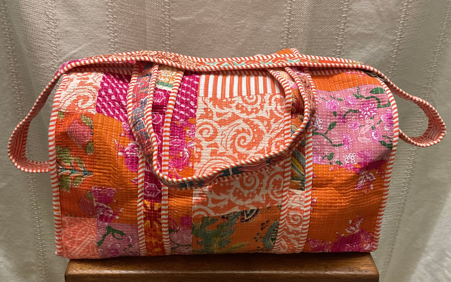 Durgapur O1 orange duffelbag In.