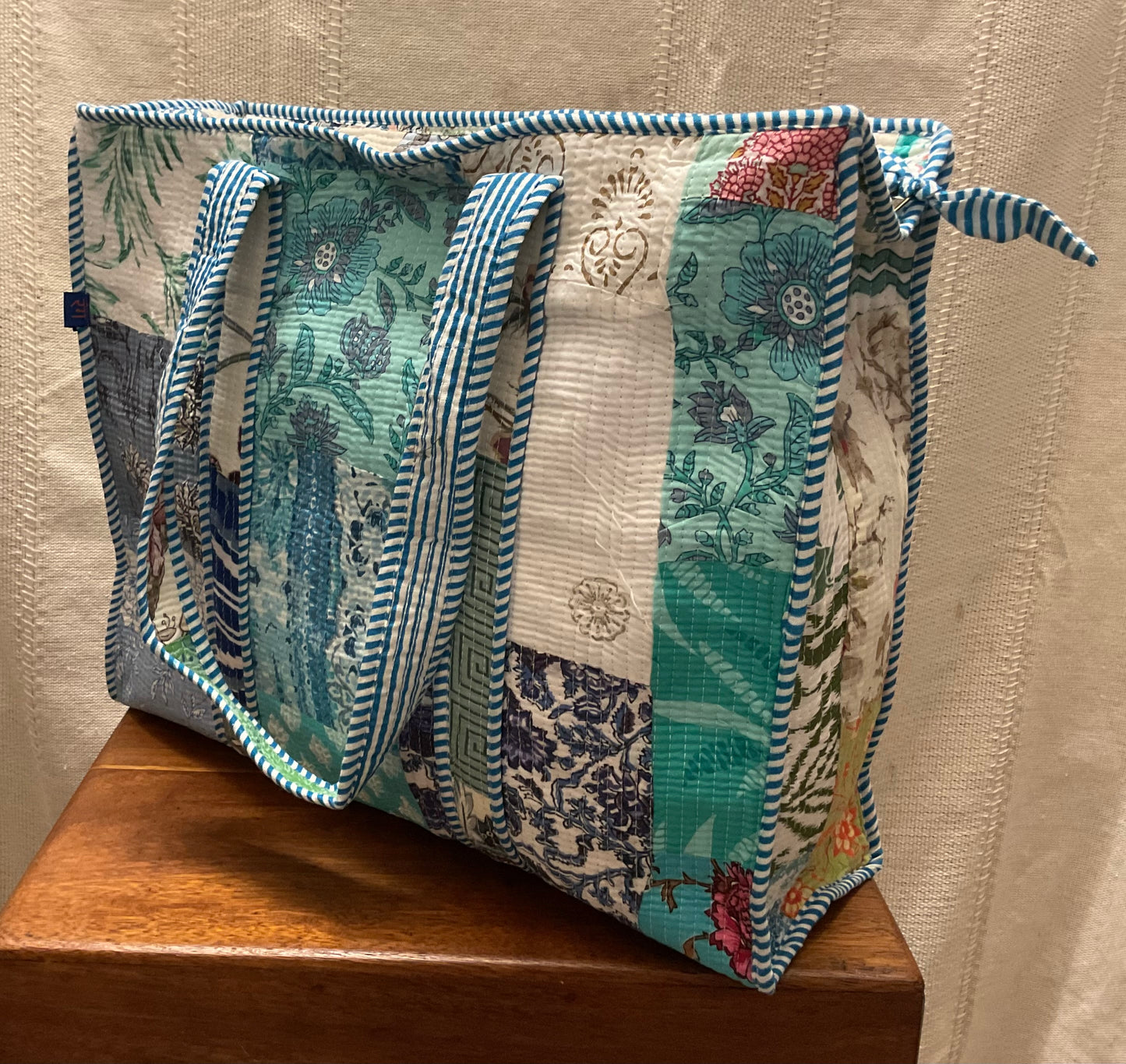Daman O1 blue shoulderbag In.
