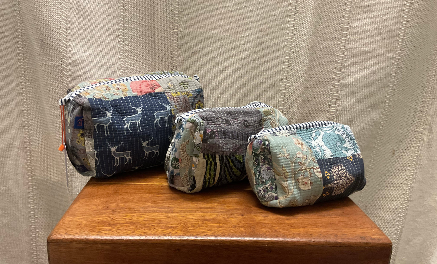 Dhaubad O1 gray 3/1 pouch In.